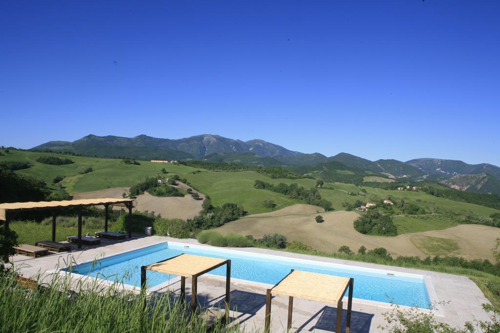 Agriturismo Il Fienile Di Ca Battista Кальи Экстерьер фото